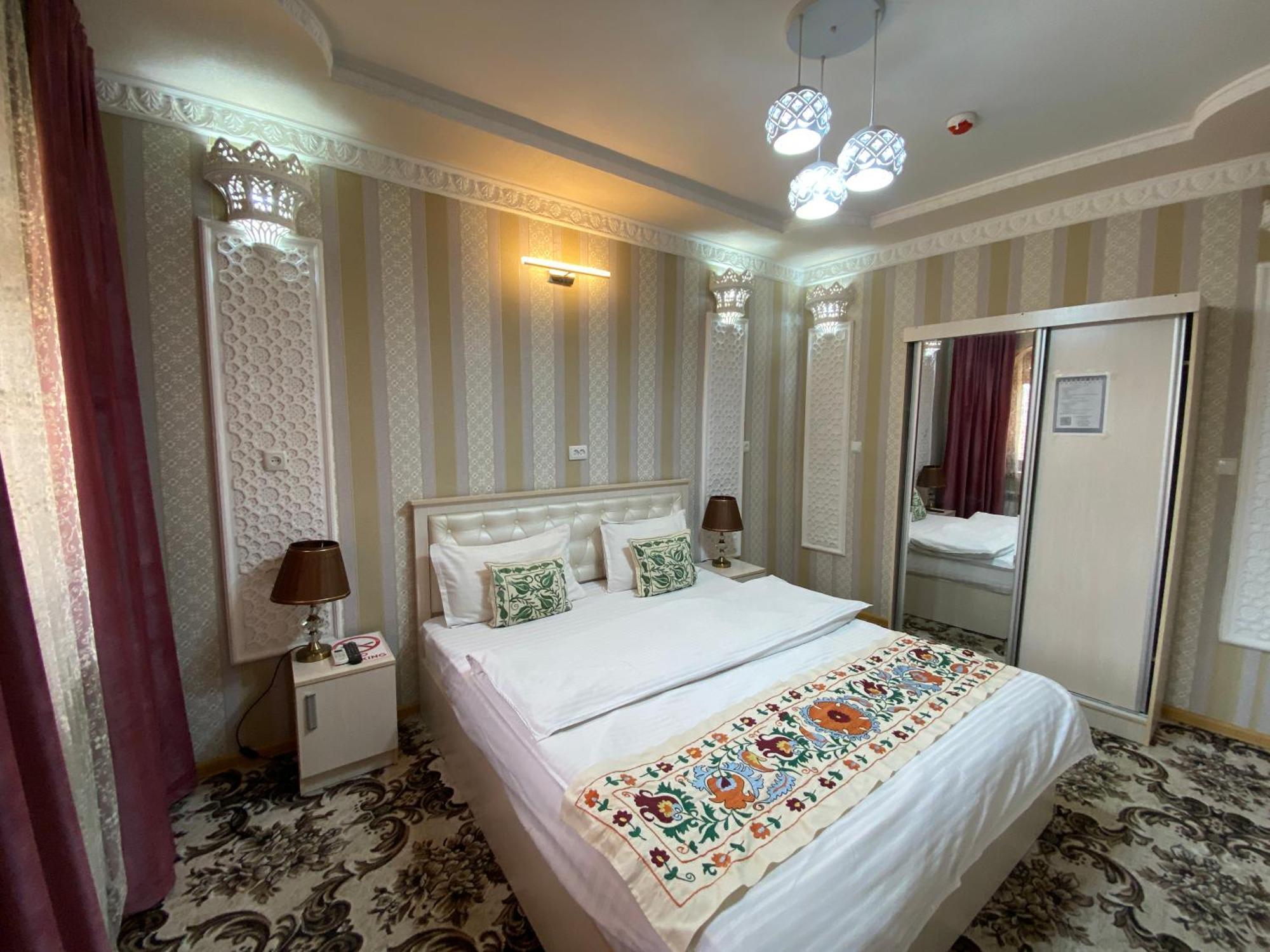 Retro Boutique Hotel Samarcande Extérieur photo